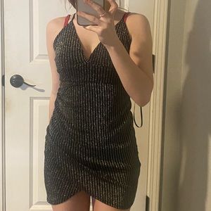 NEVER WORN bodycon dress from forever 21